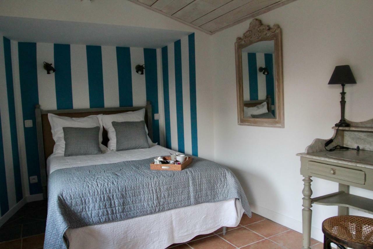 Hôtel Le Clos du Gorion à Saint-Sulpice-et-Cameyrac Extérieur photo